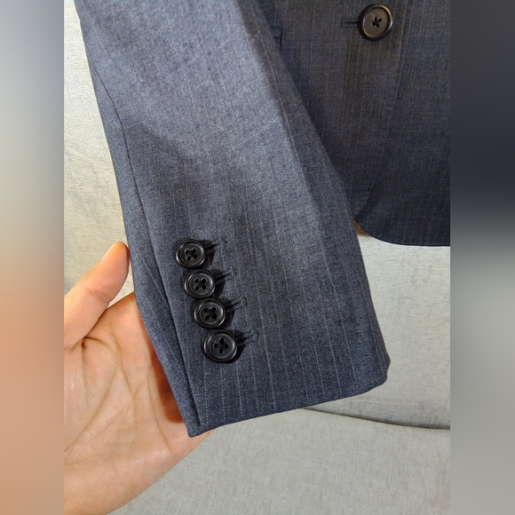 J. Crew Grey striped Blazer Womens Size 2 Business Blazer - Picture 4 of 7